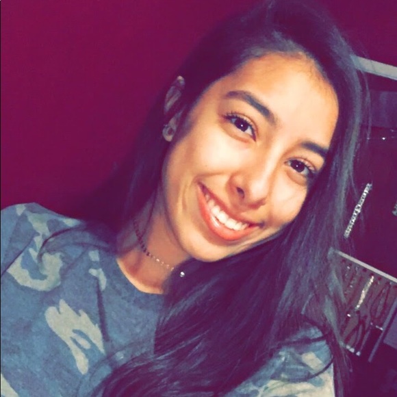 Meet your Posher, Diana - Picture 1 of 1